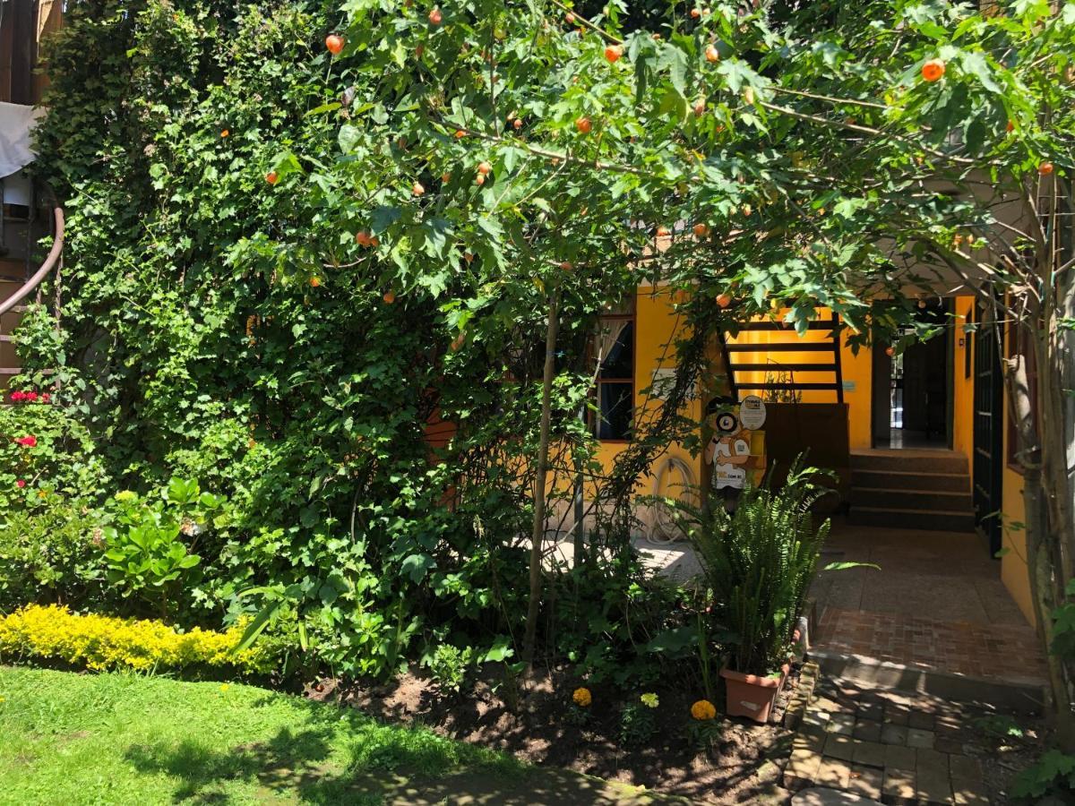 Hostal Alcala Quito Exterior photo