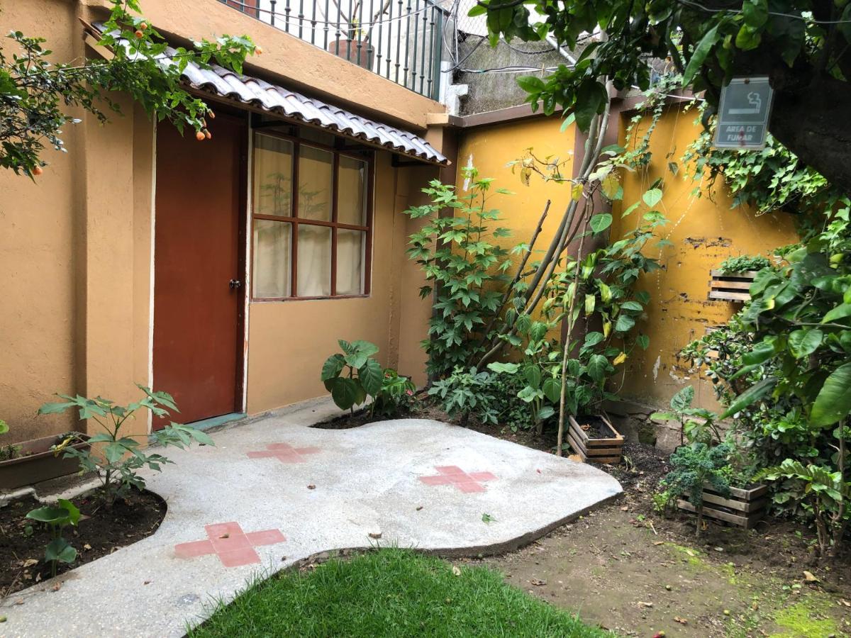 Hostal Alcala Quito Exterior photo